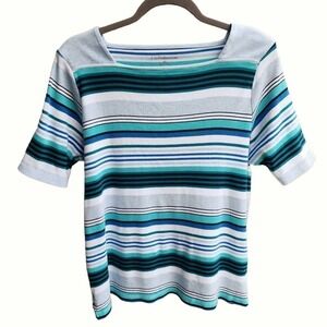 Croft & Barrow Top Blue Short Sleeve Casual Shirt Women Tops Scoop Neck